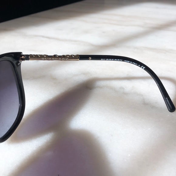 BURBERRY women’s sunglasses - Picture 2 of 7